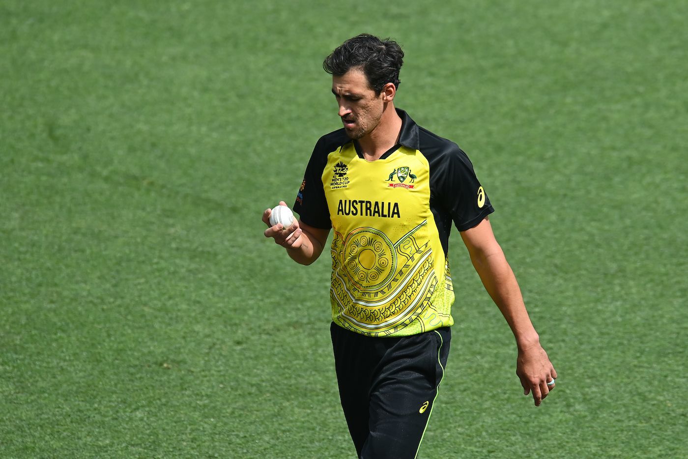 Mitchell Starc Removed Virat Kohli In His Three-over Spell | ESPNcricinfo.com