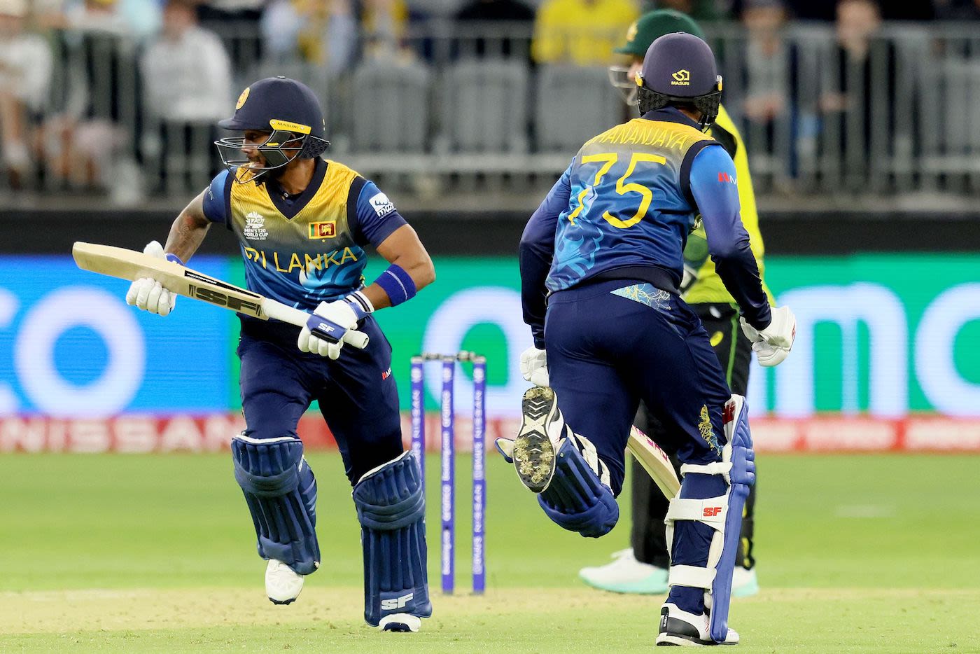 Pathum Nissanka and Dhananjaya de Silva added 69 for the second wicket