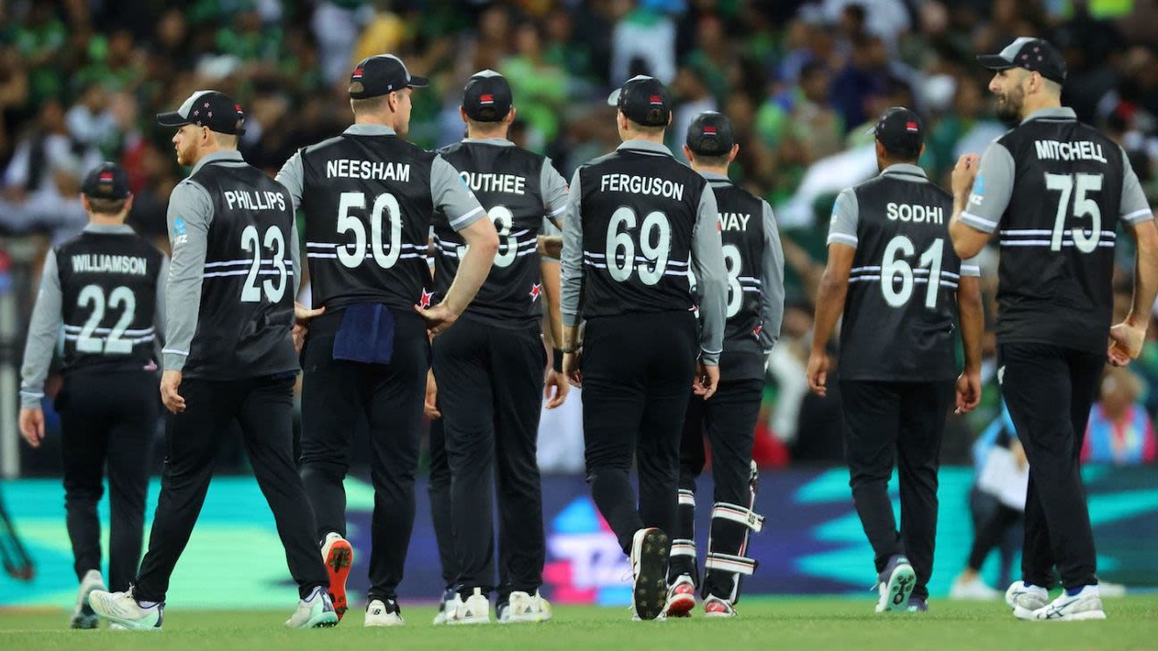 NZ Vs Pak, Men's T20 World Cup 2022, 1st Semi-final - Two First-over ...