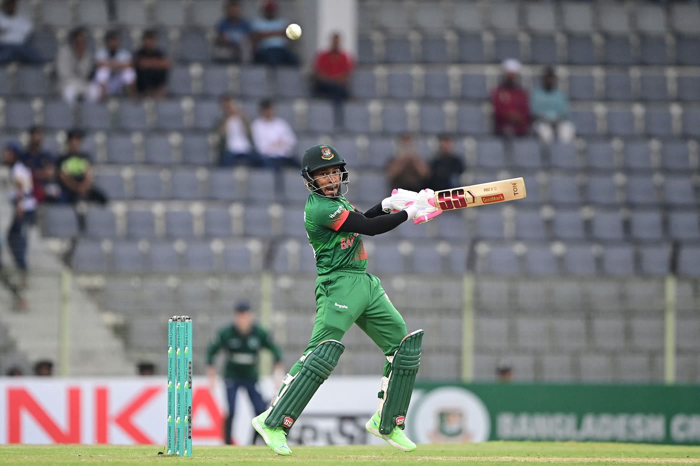Mushfiqur Rahim Goes Slashing Espncricinfo Mushfiqur Rahim Goes Slashing Espncricinfo