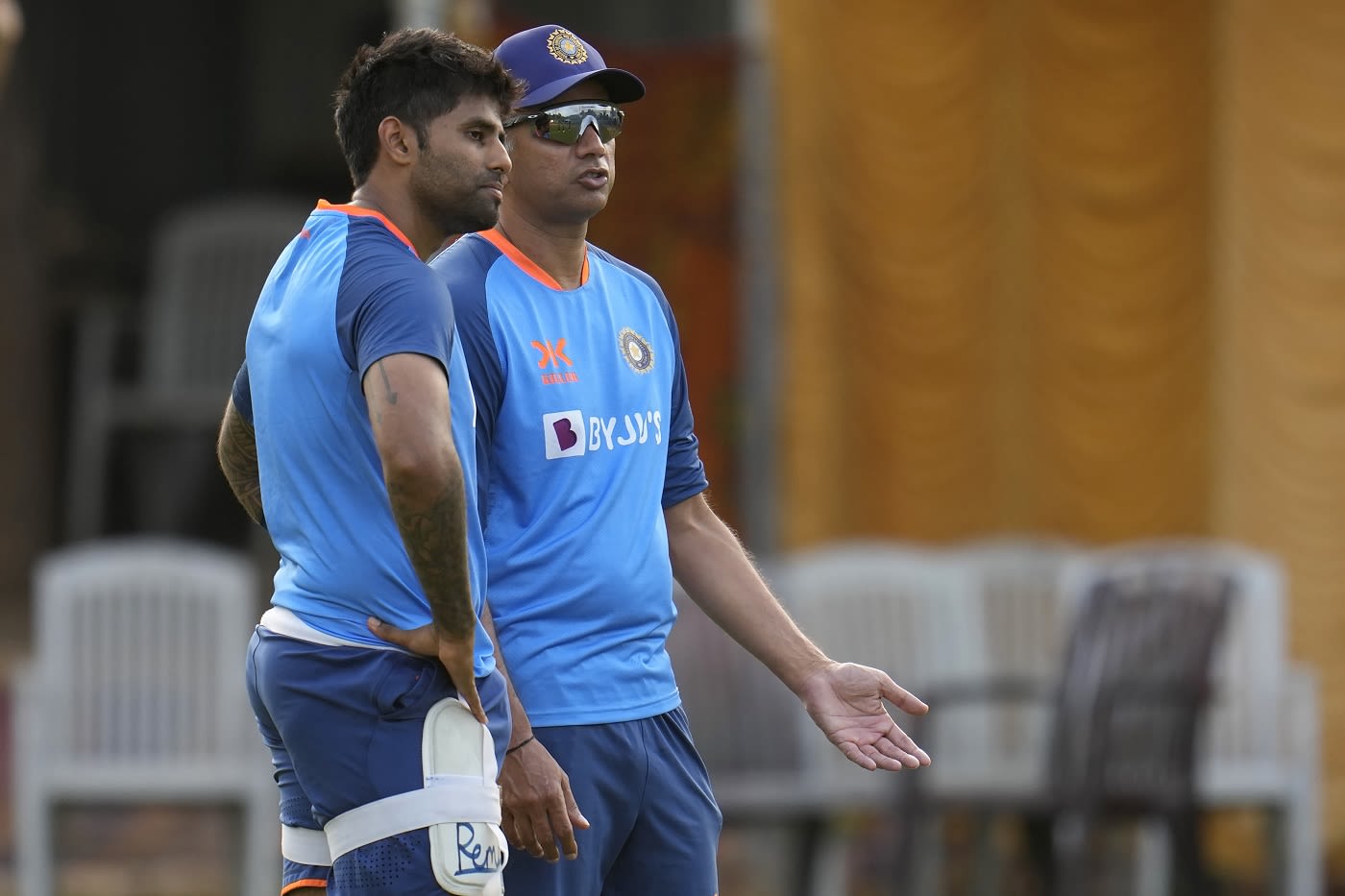 Suryakumar Yadav Chats With Rahul Dravid | ESPNcricinfo.com