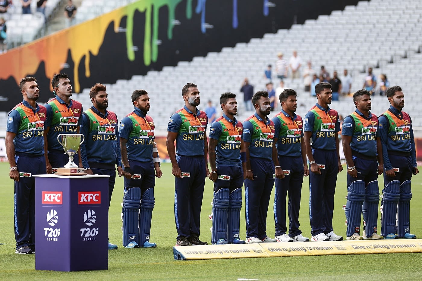 Sri Lanka players sing the national anthem | ESPNcricinfo.com