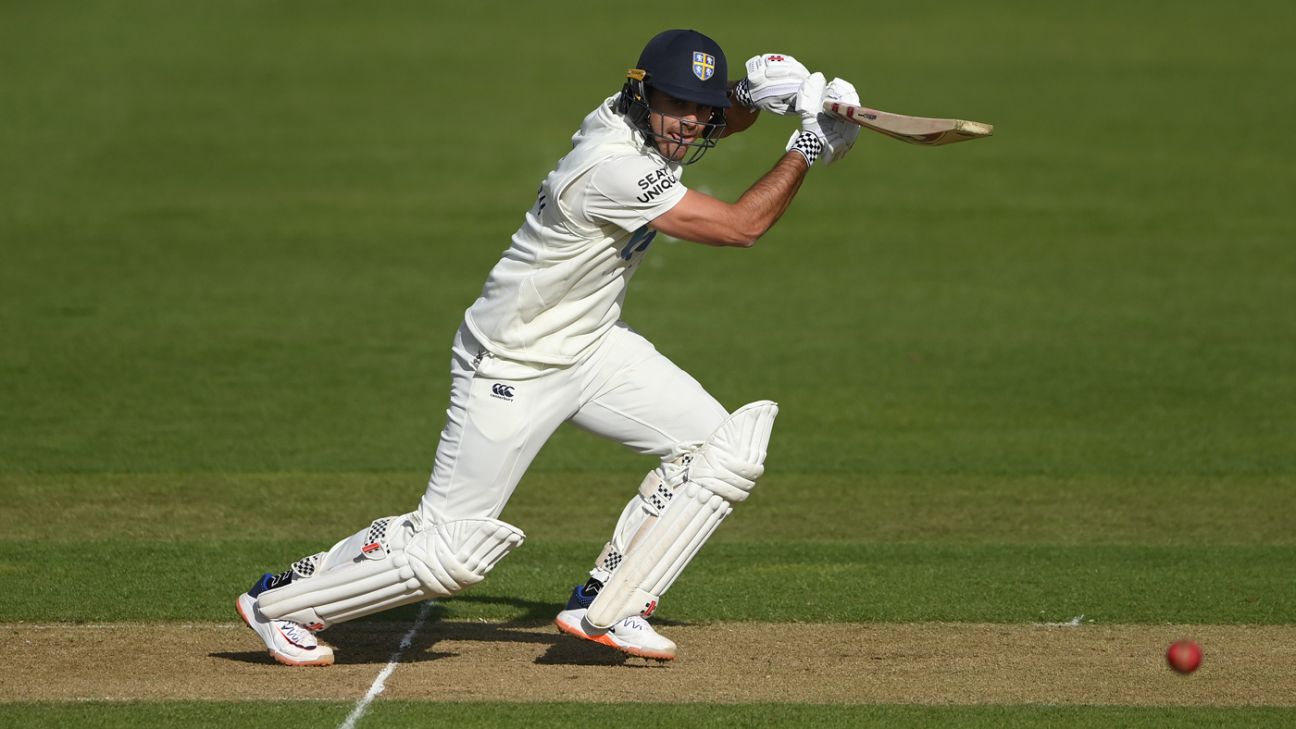 Durham Dominate Worcestershire with Bedingham's Century