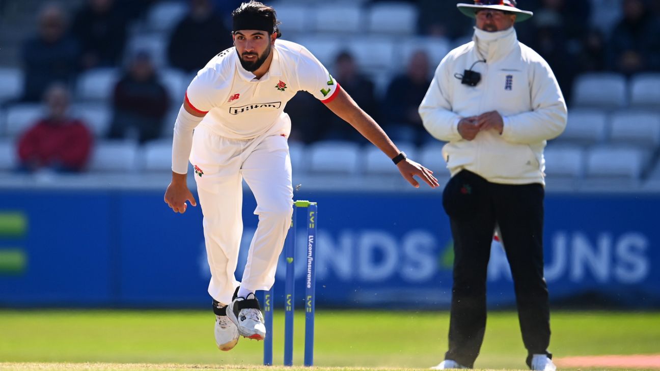 Saqib Mahmood faces additional setback amid fears of stress fracture flare-up