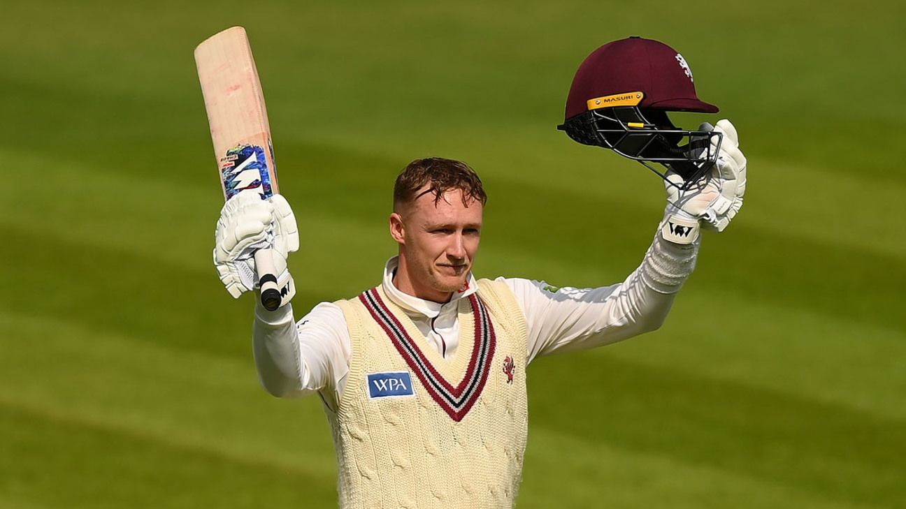 George Bartlett century places Somerset in command