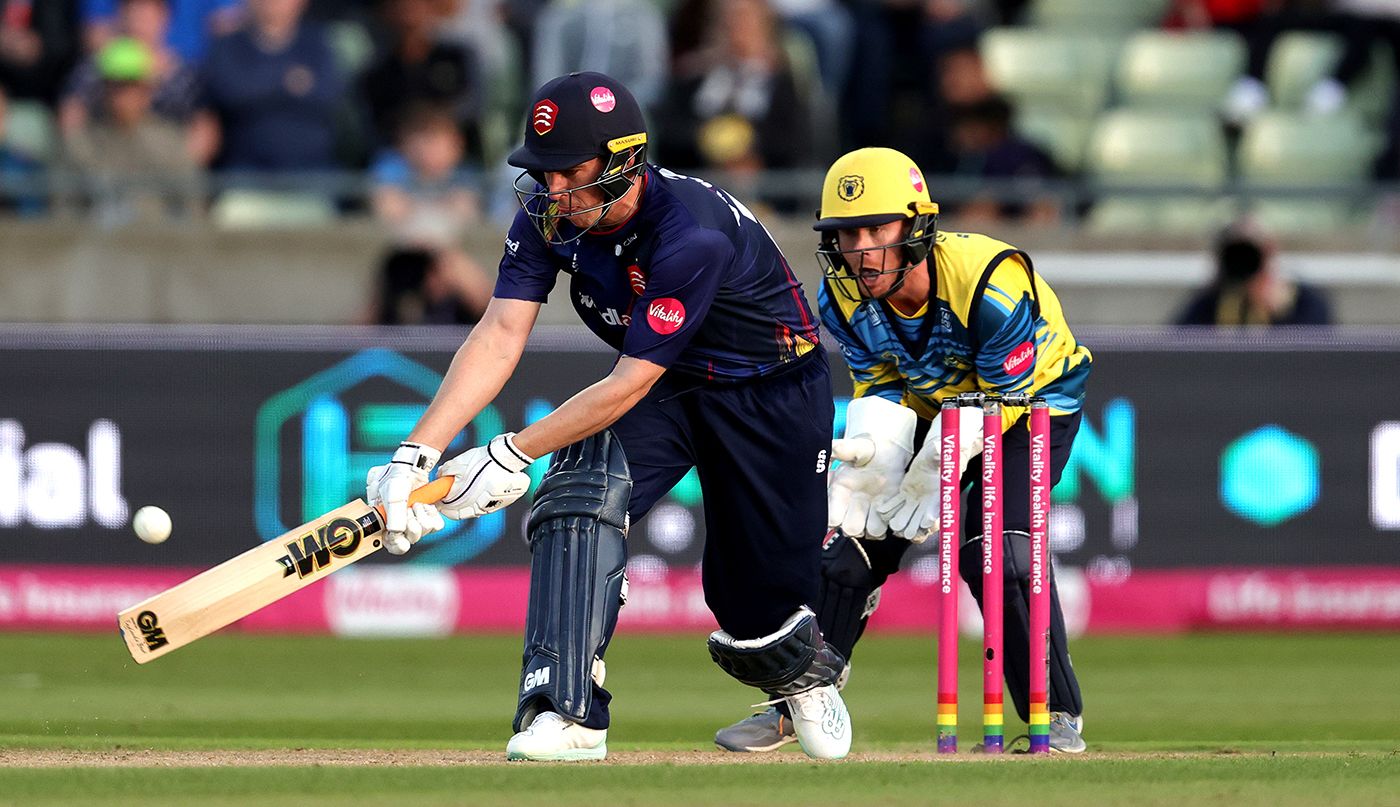 Dan Lawrence fifty guides Essex to Finals Day berth in thriller at Edgbaston