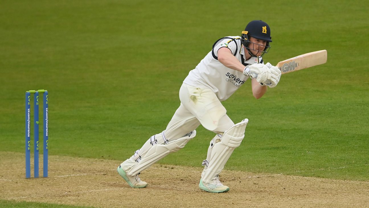 Rob Yates’ career-best 228 leaves Kent feeling de-feathered