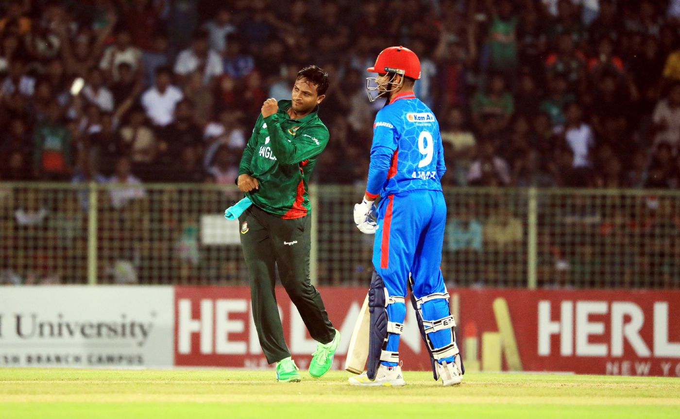 Bangladesh beat Afghanistan Bangladesh won by 6 wickets (with 5 balls remaining) (DLS method)