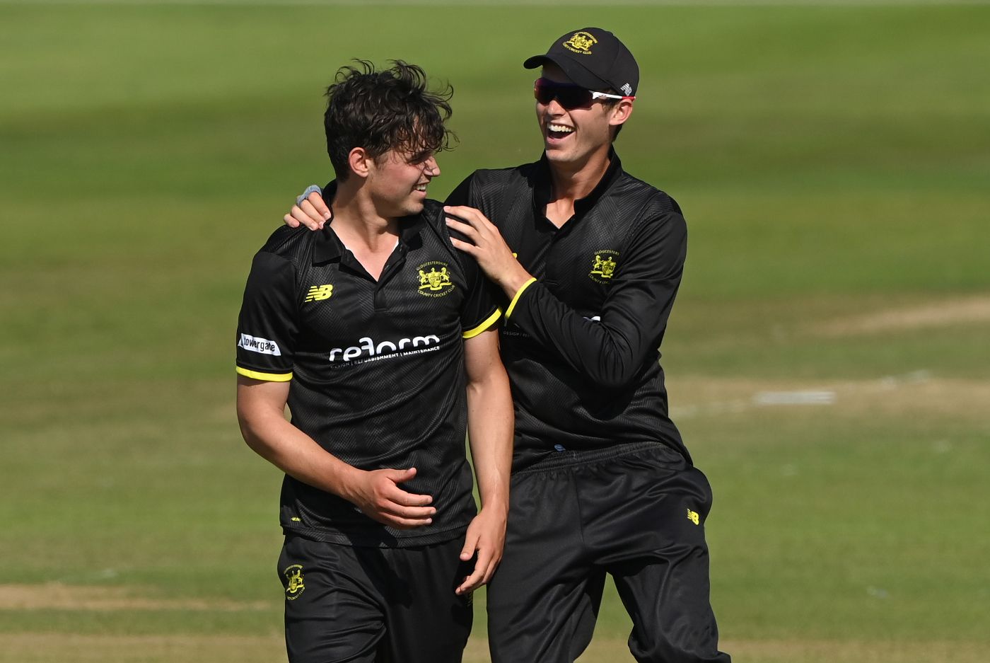 Brothers Oliver (right) and Tom Price in action for Gloucestershire