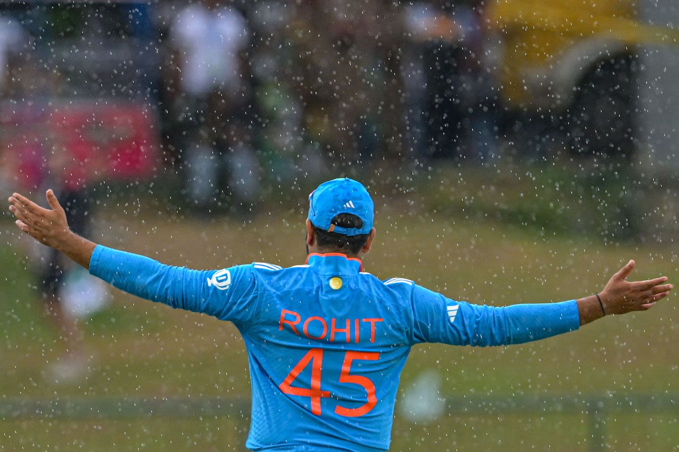 Enough Already Rohit Sharma Expresses His Frustration As The Rain Comes Down Hard