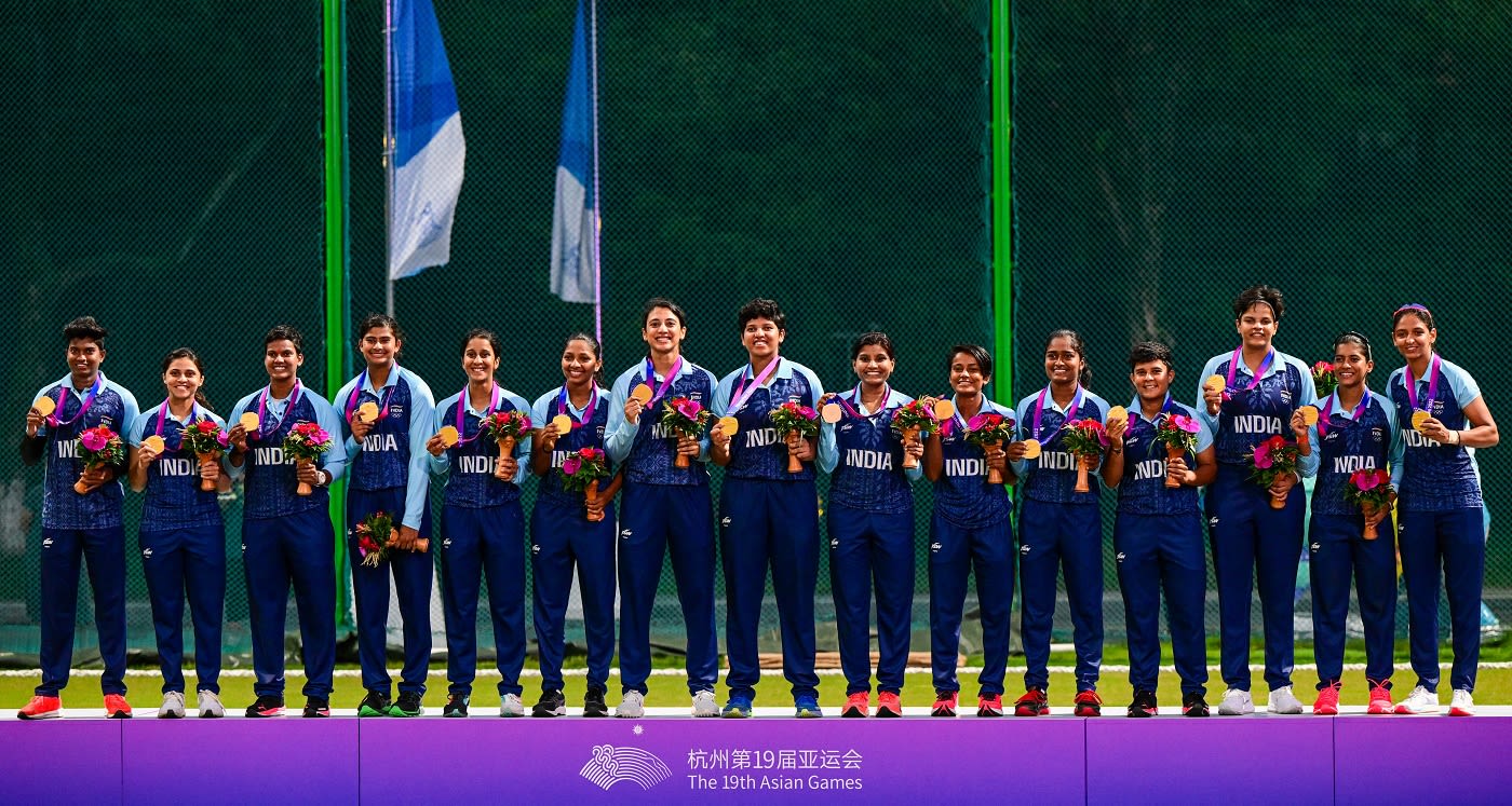 The Indian women's team pose with the Asian Games gold medal ...