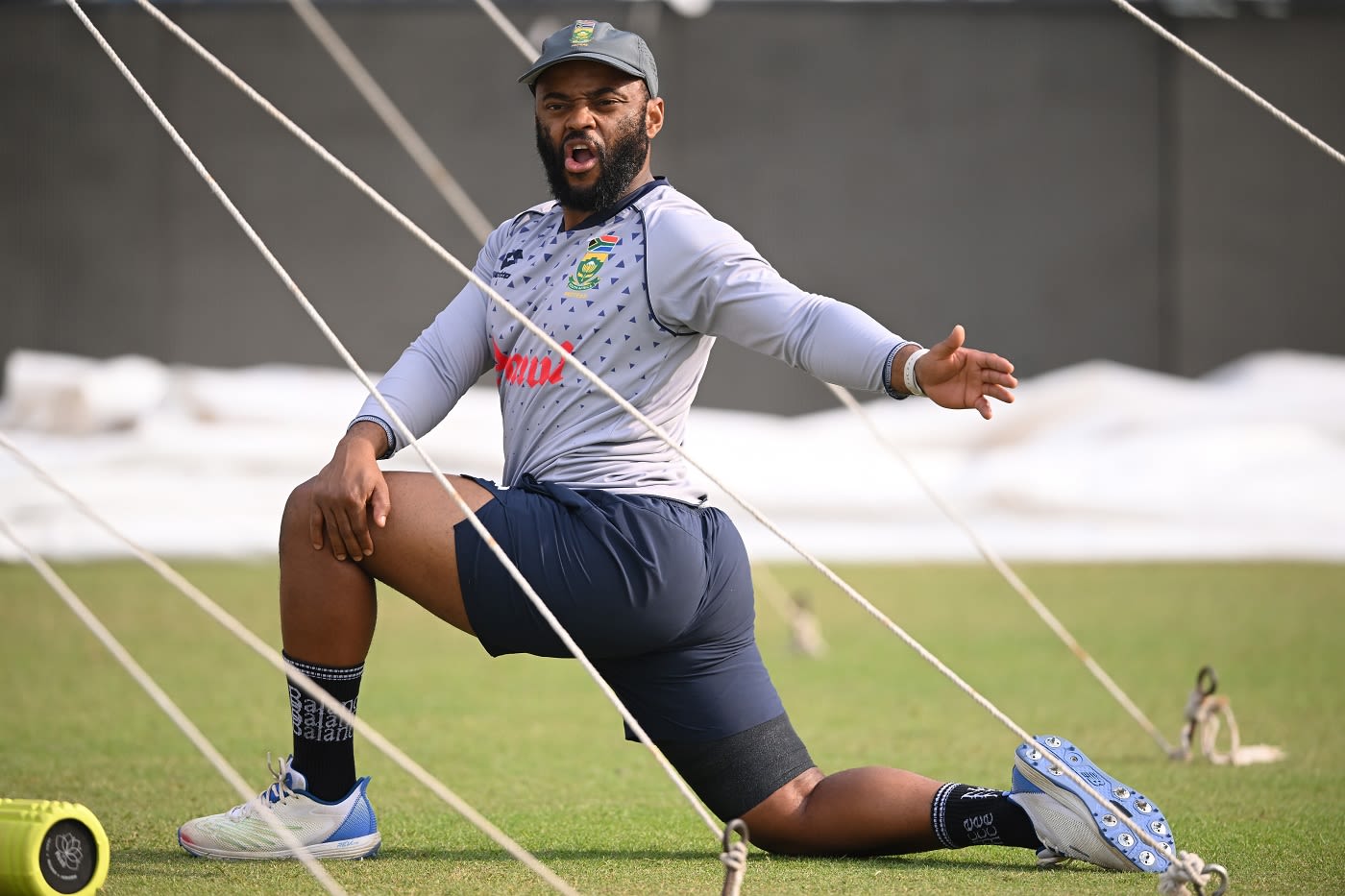 Temba Bavuma stretches during training | ESPNcricinfo.com