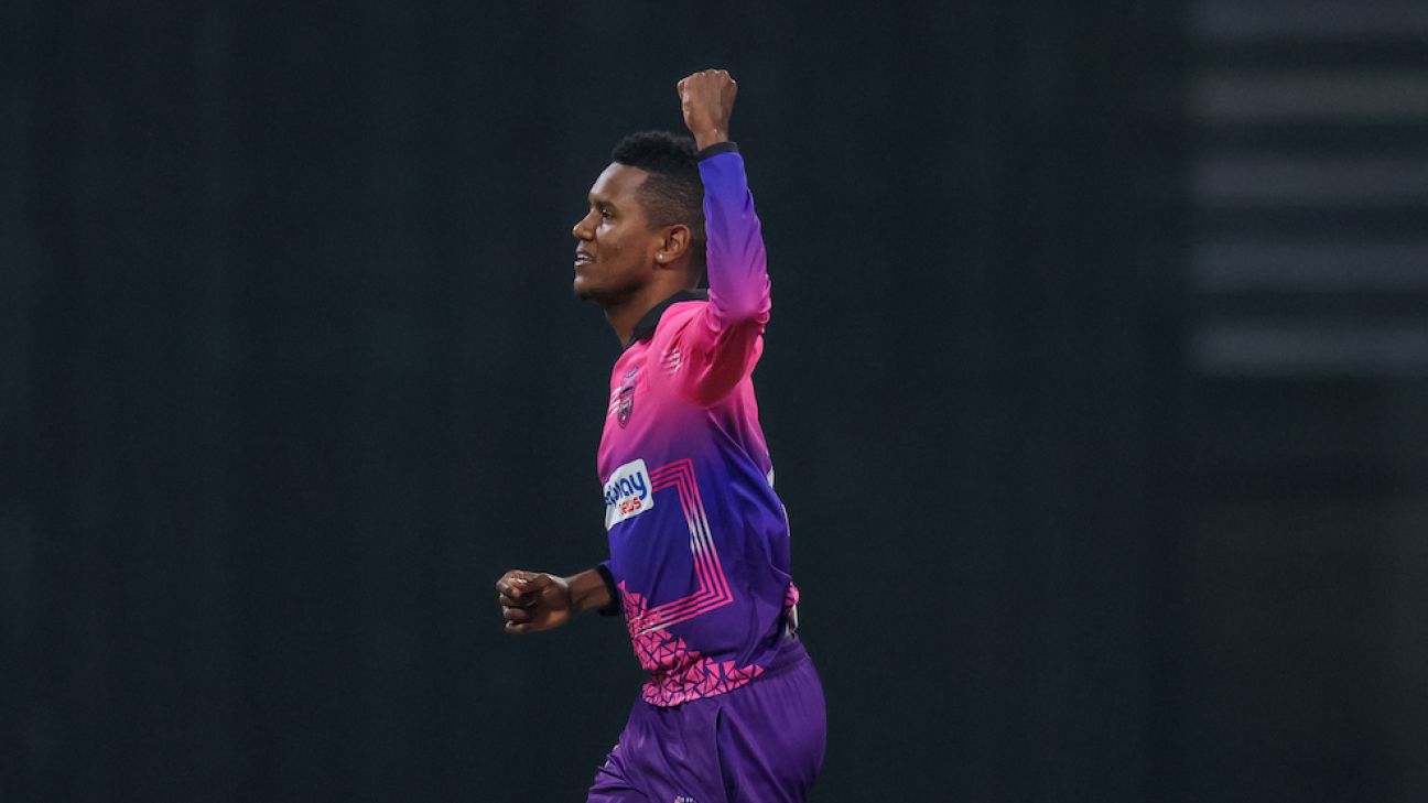 Hat-trick hero Akeal Hosein five-for leads New York Strikers to Abu Dhabi T10 final