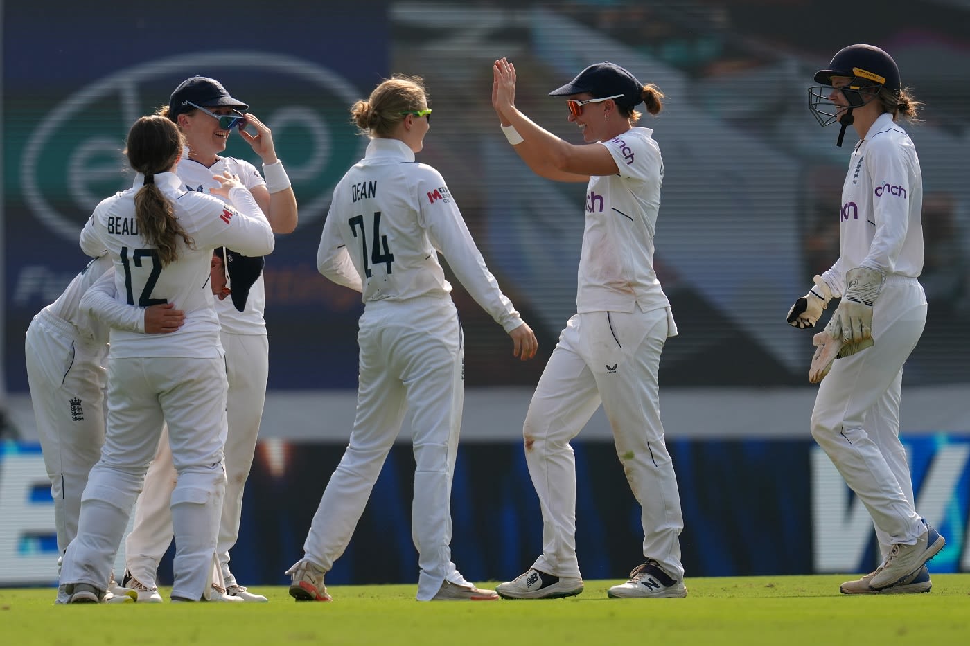 England celebrate the run-out of Harmanpreet Kaur | ESPNcricinfo.com