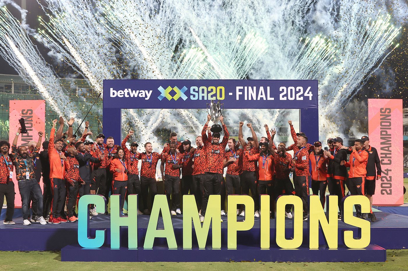 Sunrisers lift the trophy after retaining their title | ESPNcricinfo.com