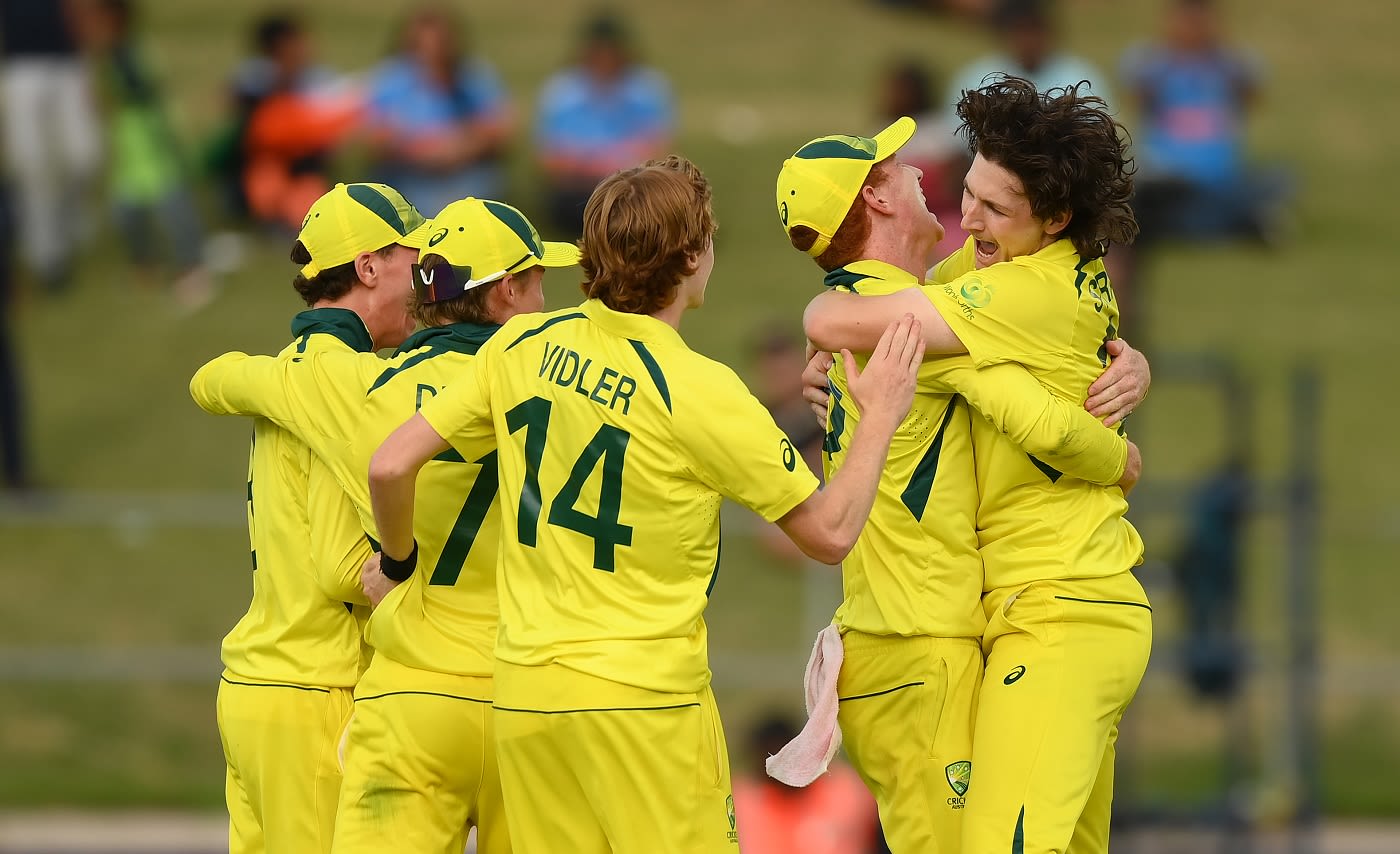 Australia celebrate the winning moment | ESPNcricinfo.com