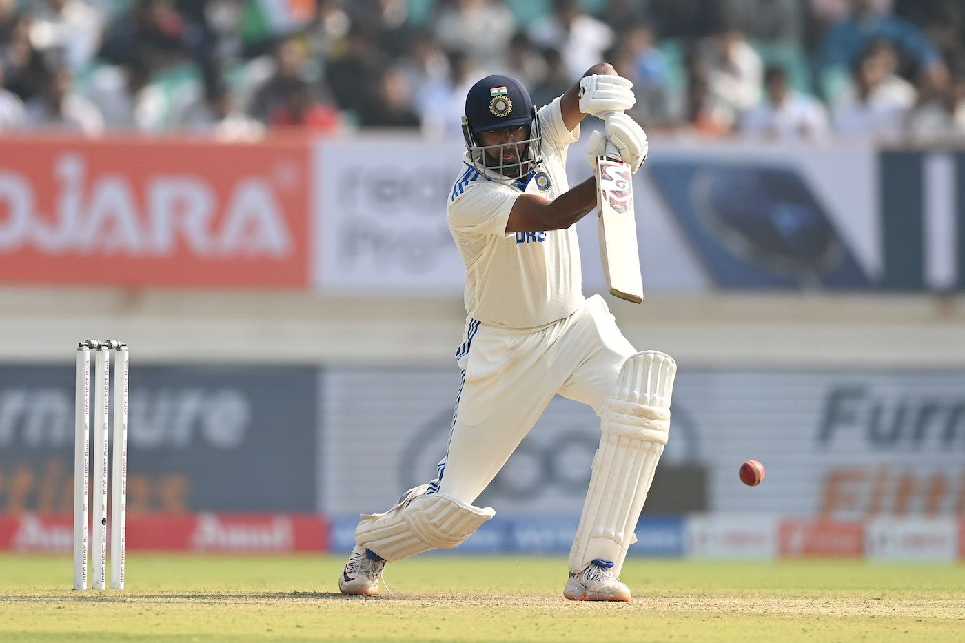r-ashwin-drives-on-the-off-side-espncricinfo