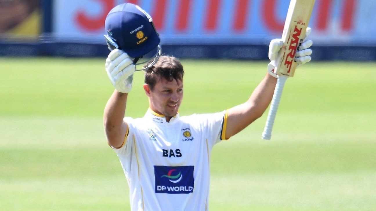 Hampshire sign allrounder Delano Potgieter on short-term deal