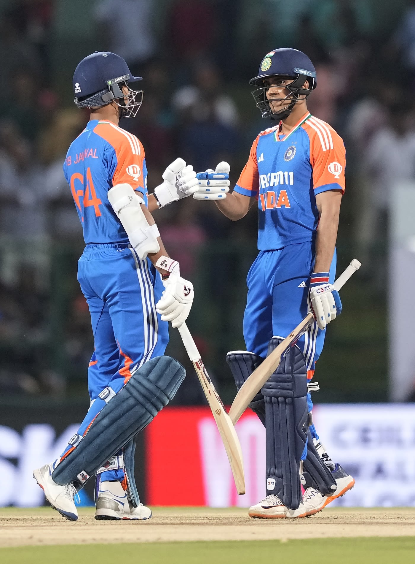 Yashasvi Jaiswal and Shubman Gill gave India a rapid start ...