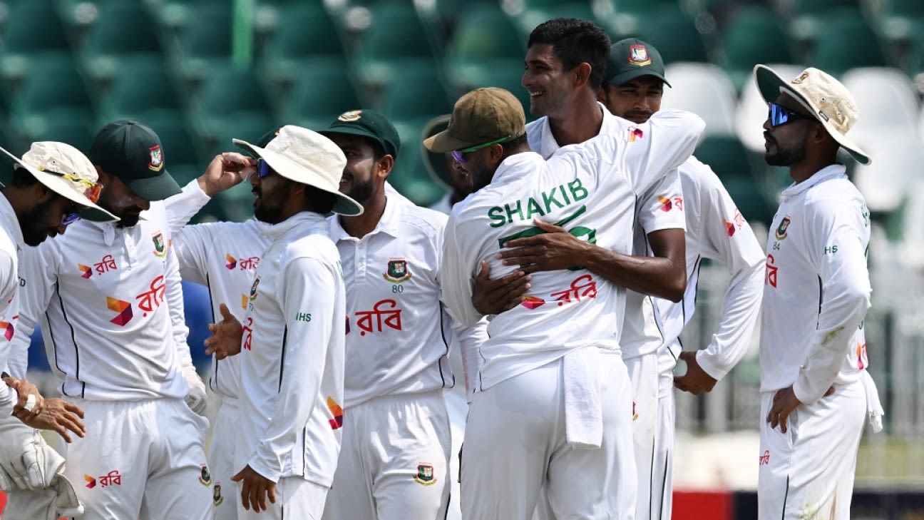 Bangladesh on Verge of Clean Sweep as Pakistan Crumble in Rawalpindi