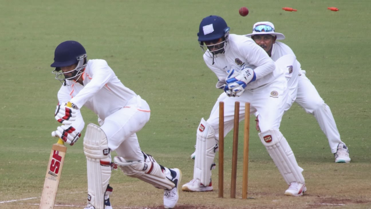 Live Cricket Update - RAJ Vs PONDI Elite, Group B - Live Blog - Rahane ...