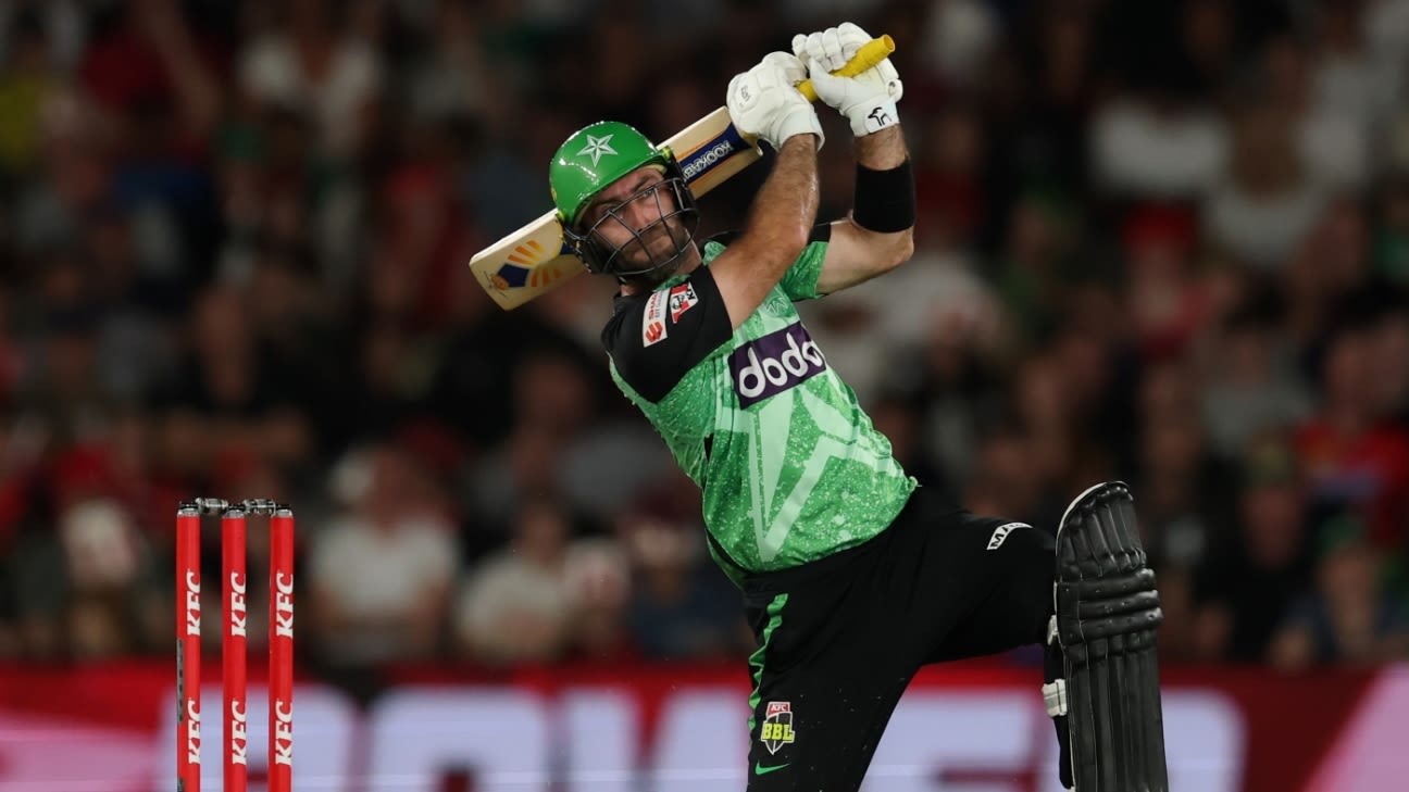 Maxwell puts cape on yet again to keep Stars alive