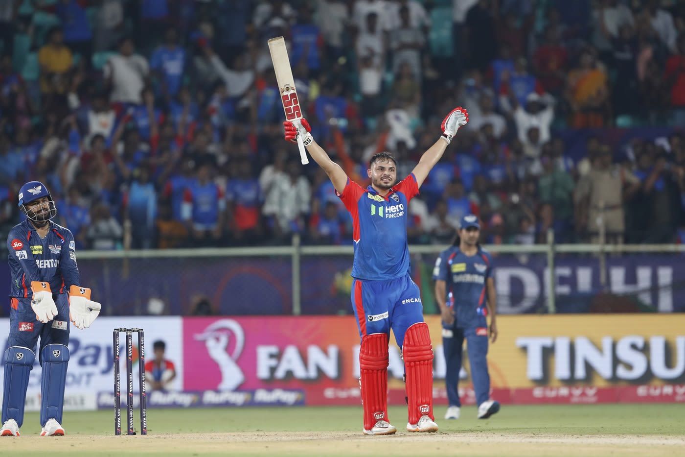 ashutosh-sharma-hit-the-winning-six-as-dc-won-by-one-wicket