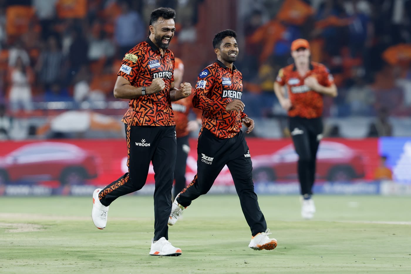 Jaydev Unadkat celebrates a wicket with Sachin Baby | ESPNcricinfo.com