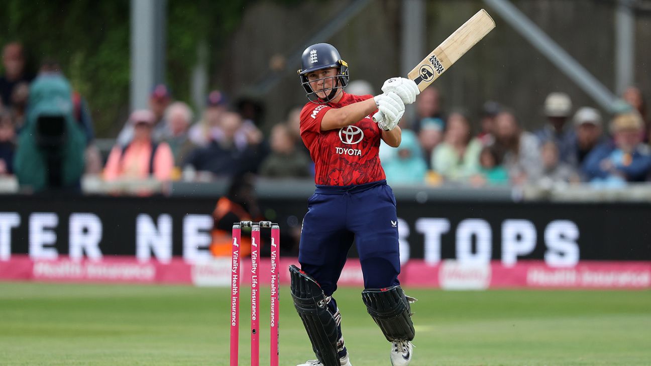 Glenn five-for, Capsey 88* help England take down Australia in warm-up game
