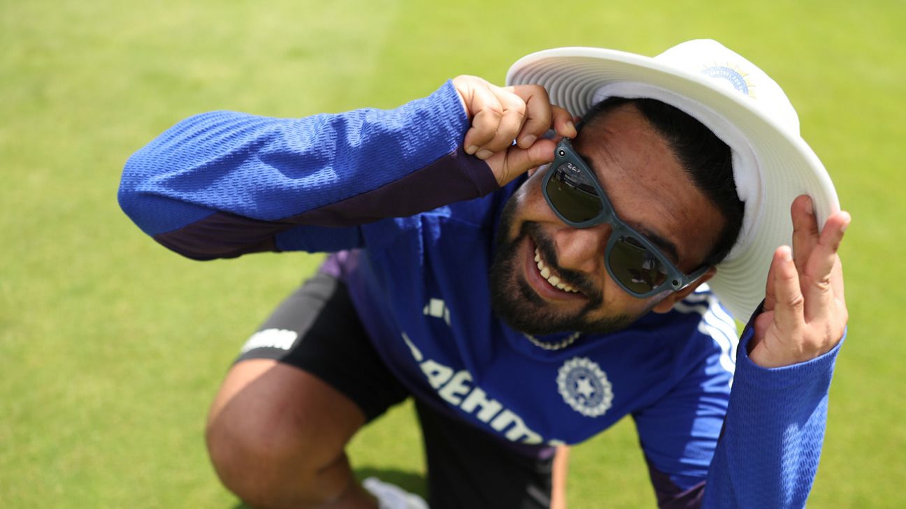 Rishabh Pant turns pizzaiolo