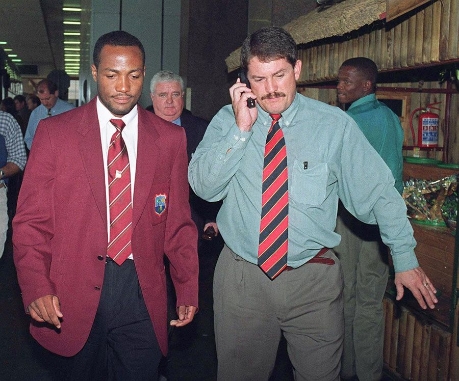 Brian Lara finally arrives in Johannesburg | ESPNcricinfo.com