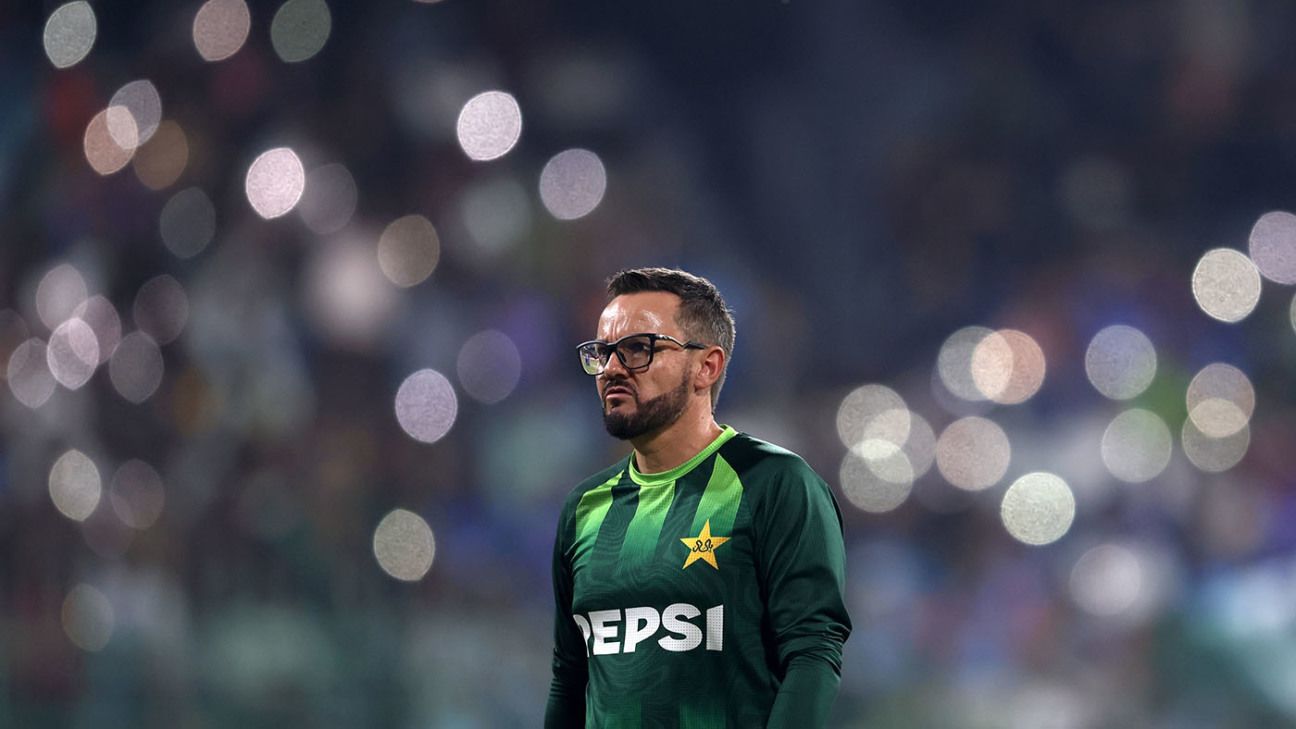 Hesson: Pakistan 'have to hold their nerve' to develop new talent