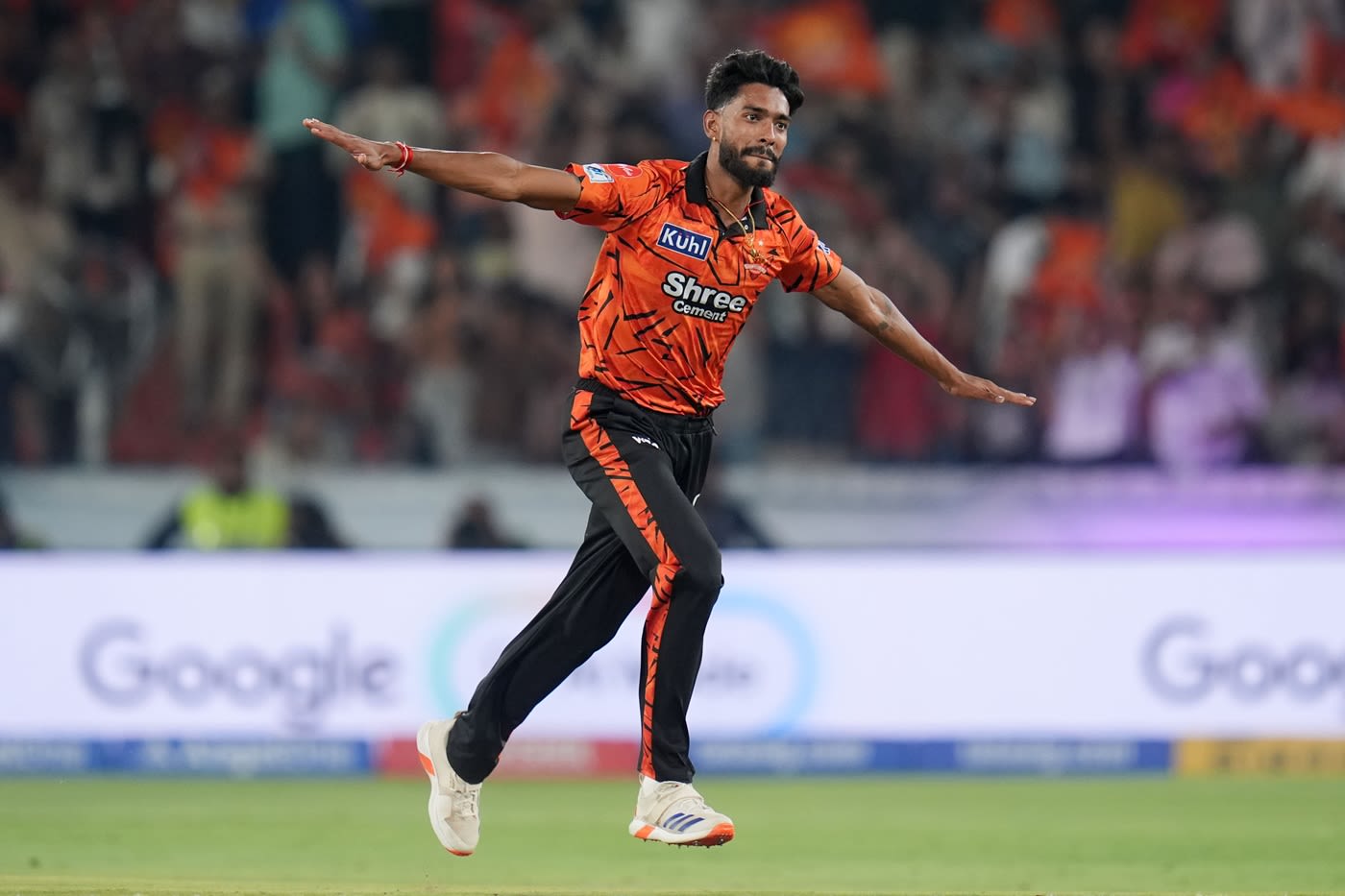 IPL 2026 - SRH vs RR - Praful Hinge's stunning debut ends RR's four-match winning streak