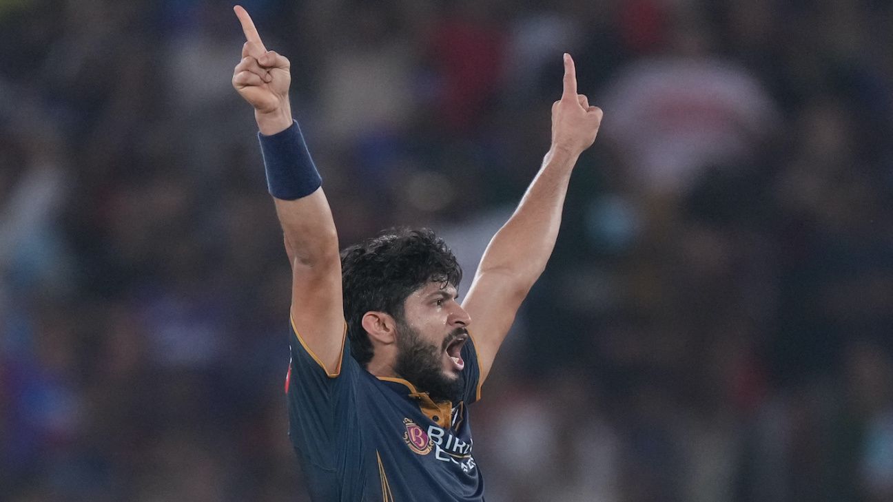 Ranji Trophy Live - Arshad jolts Bihar; Karnataka bowl in bid for revival