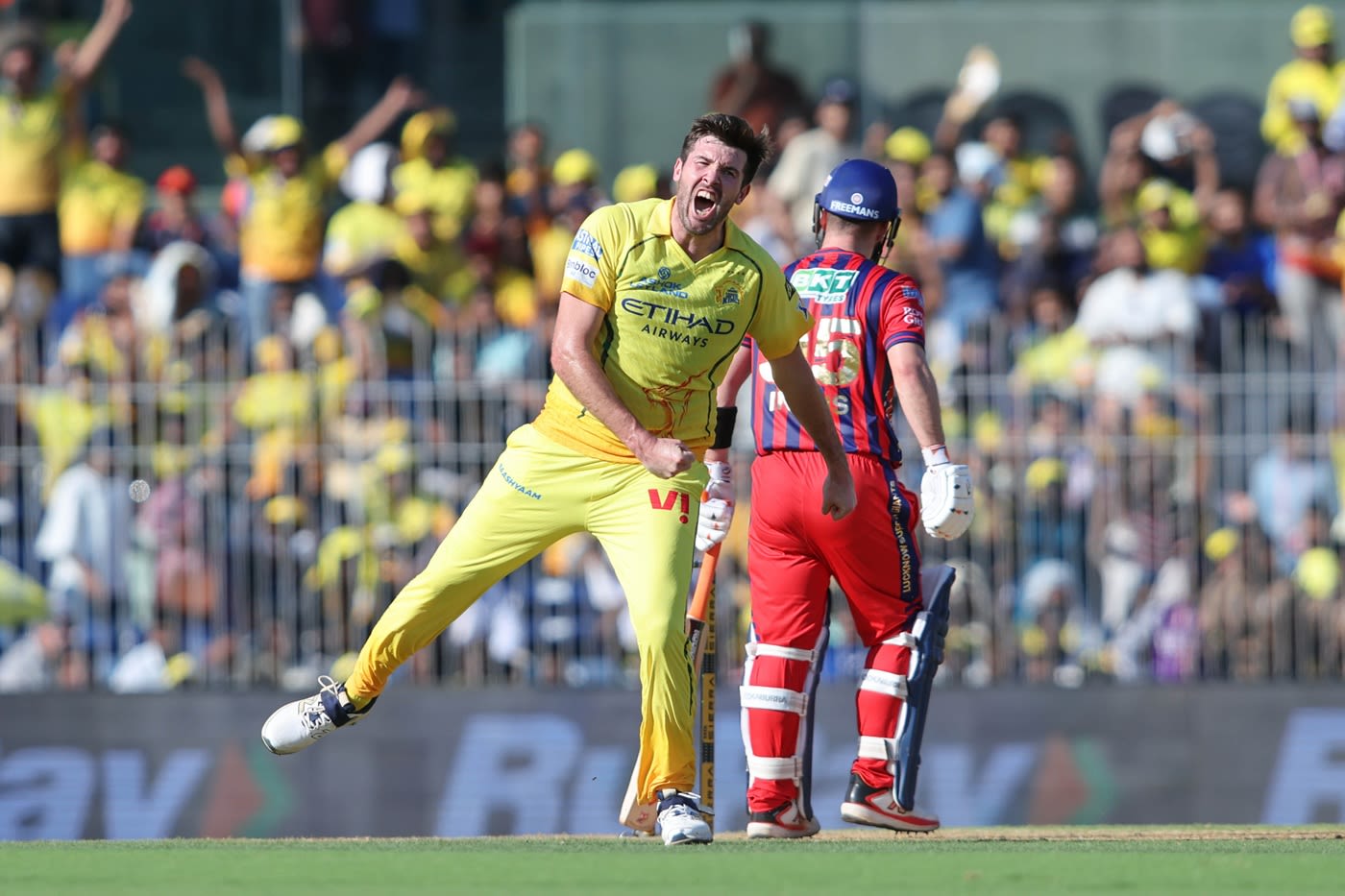 Jamie Overton picked up Josh Inglis and Rishabh Pant in the same over ...