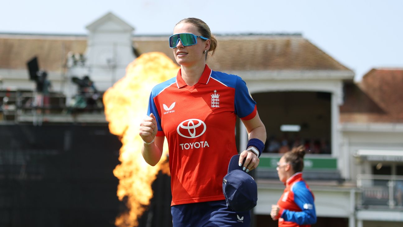 Mandhana Leads India as Bell Returns to England XI