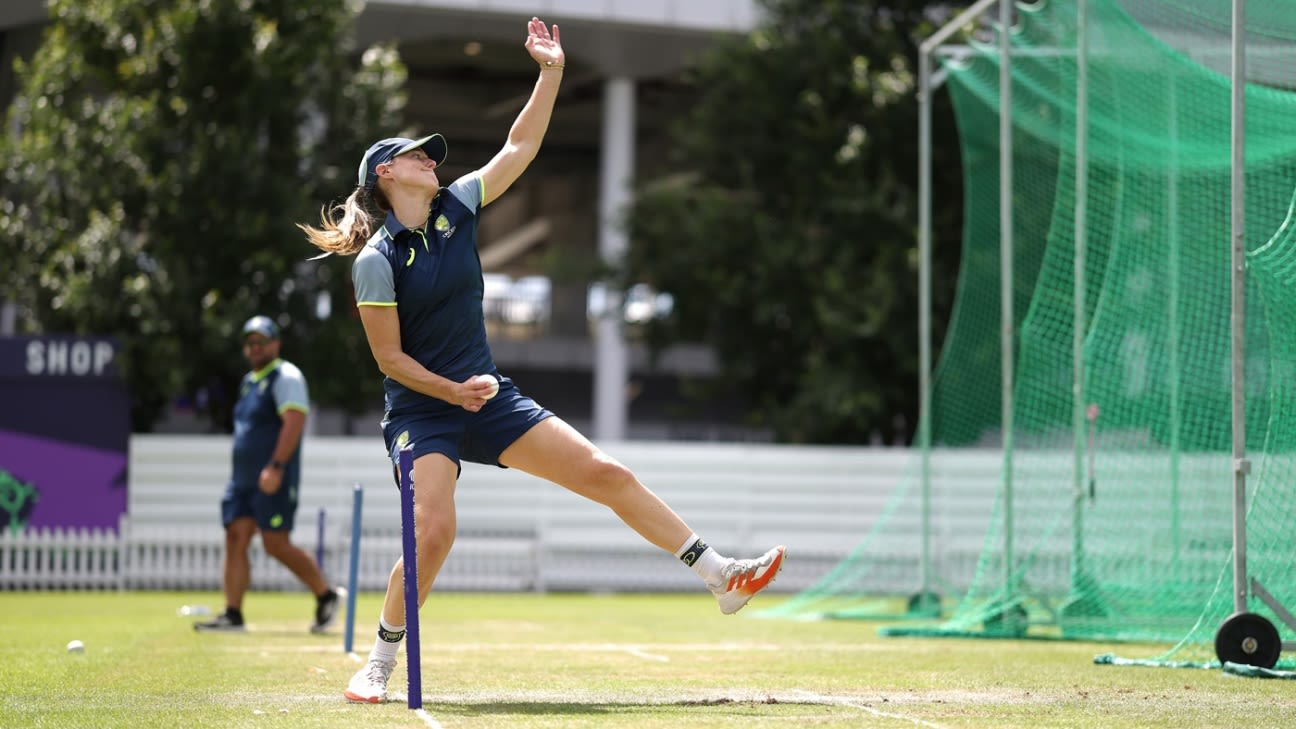 Perry and Sciver-Brunt: two world-class allrounders, one more prize in sight