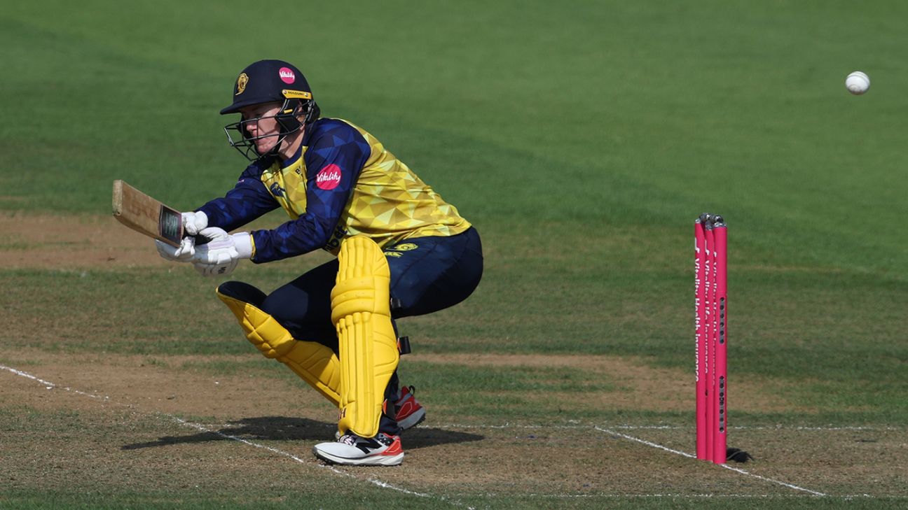 Hollie Armitage ton signs off Durham's campaign with a win