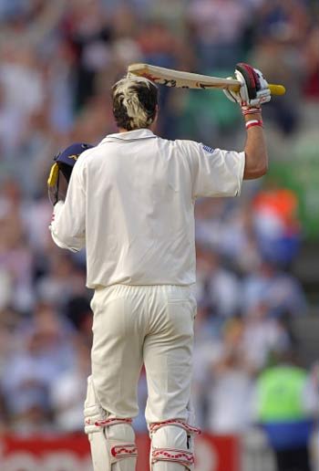 Kevin Pietersen Reaches His Hundred At The Oval | ESPNcricinfo.com