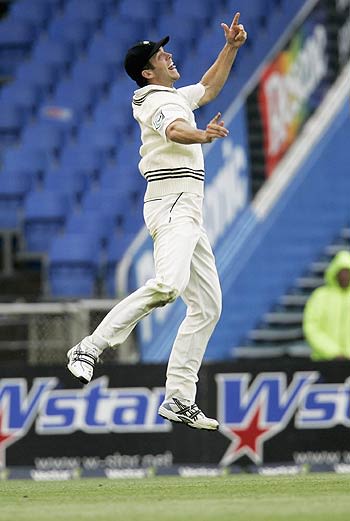 James Franklin is overjoyed after catching Denesh Ramdin | ESPNcricinfo.com