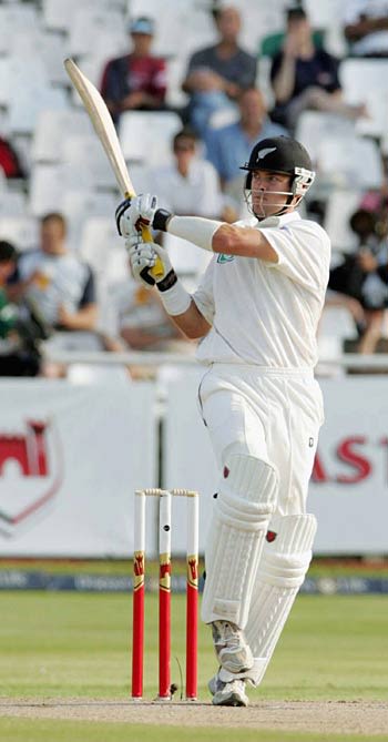James Franklin unleashes a pull after reaching his century