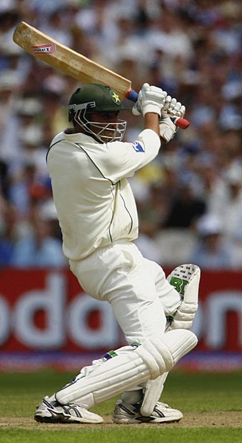 Younis Khan Climbs Into A Wider Delivery | ESPNcricinfo.com