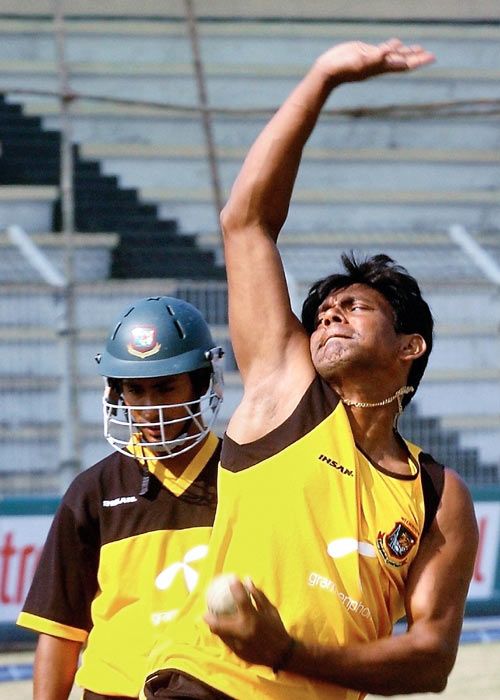 Master Rafique Mohammad Rafique practises his left-arm spin at Bogra | ESPNcricinfo.com