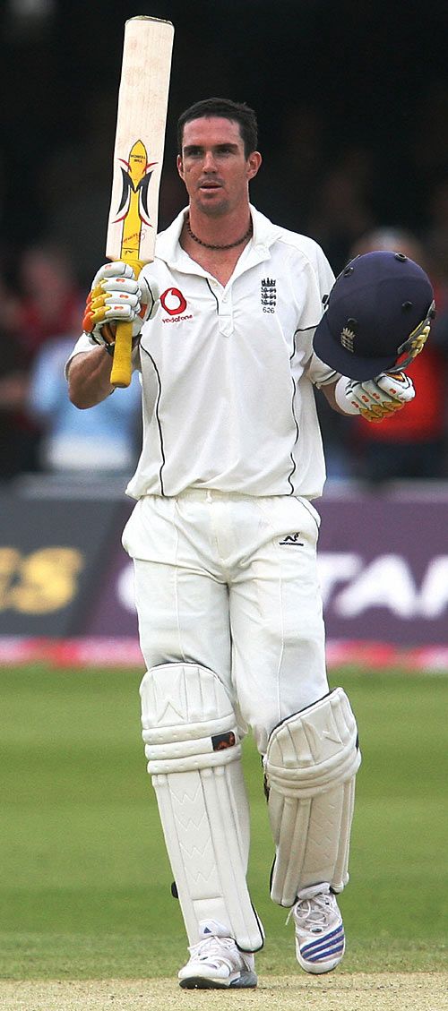 Kevin Pietersen Acknowledges His Superb Hundred Against West Indies ...