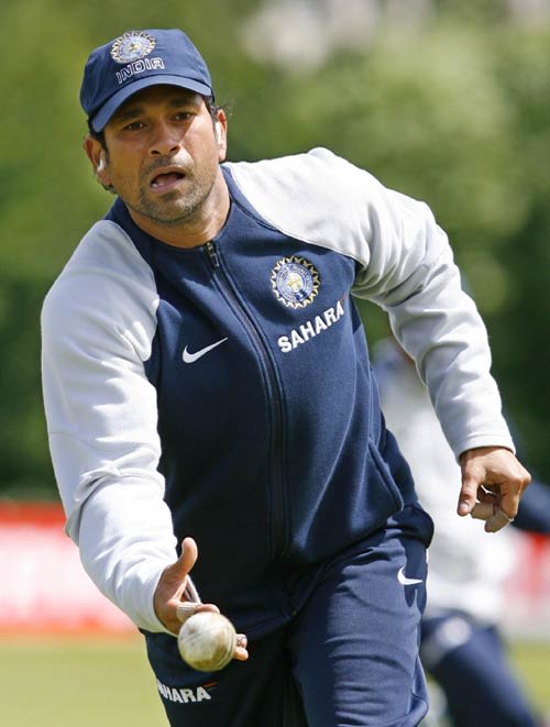 Sachin Tendulkar takes part in a fielding drill | ESPNcricinfo.com