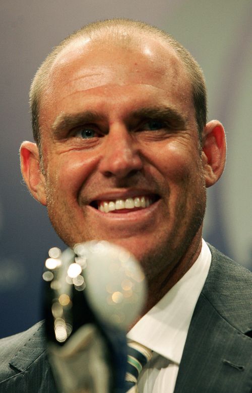 Matthew Hayden And His Award As Icc Odi Player Of The Year 3926