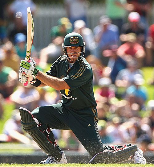 Ponting assault leads Australia to 282 | ESPNcricinfo.com