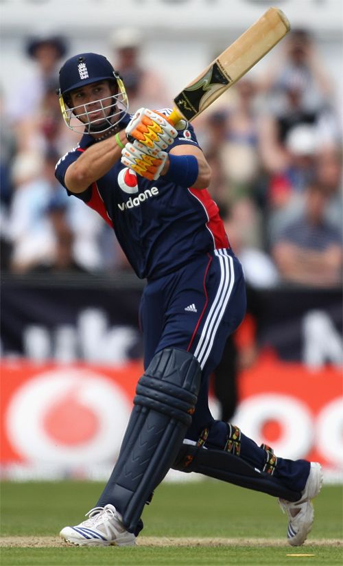 Kevin Pietersen was in belligerent, destructive mood | ESPNcricinfo.com