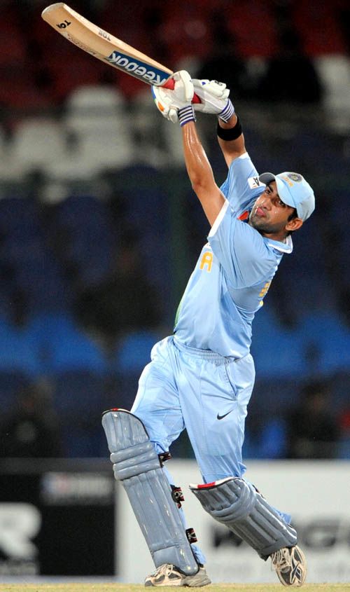 Gautam Gambhir launches one over the boundary | ESPNcricinfo.com