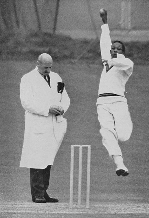 Roy Gilchrist in action (2) | ESPNcricinfo.com